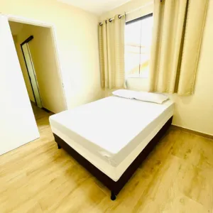 casa em rio das ostras com 4 quartos 300x300 (16)